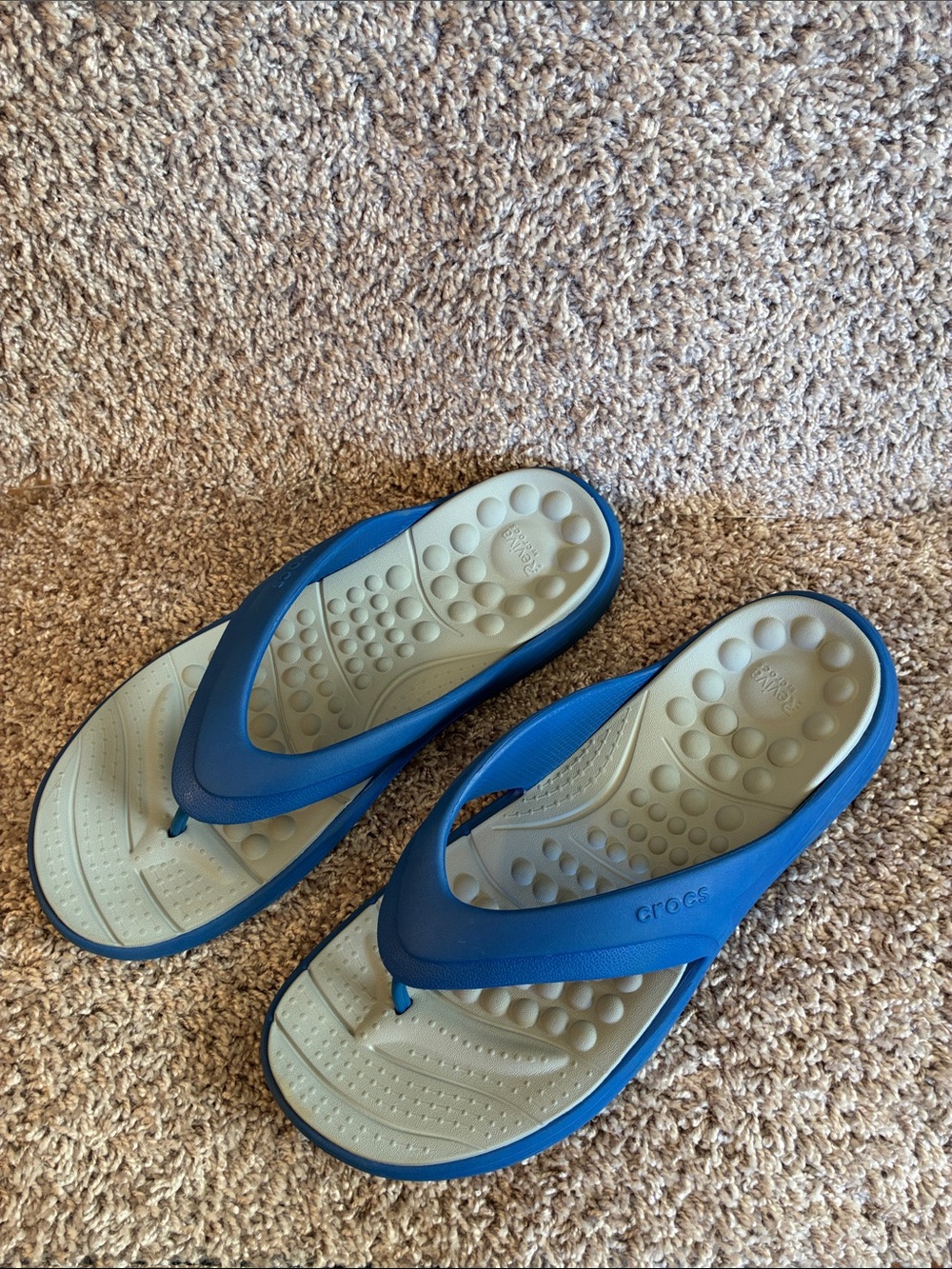CROCS Men’s Reviva Blue Strap Sandals with Light Gray Footbeds size 12